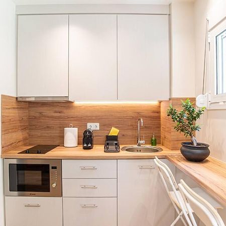Peaceful Shelter In Athens Apartment Bagian luar foto
