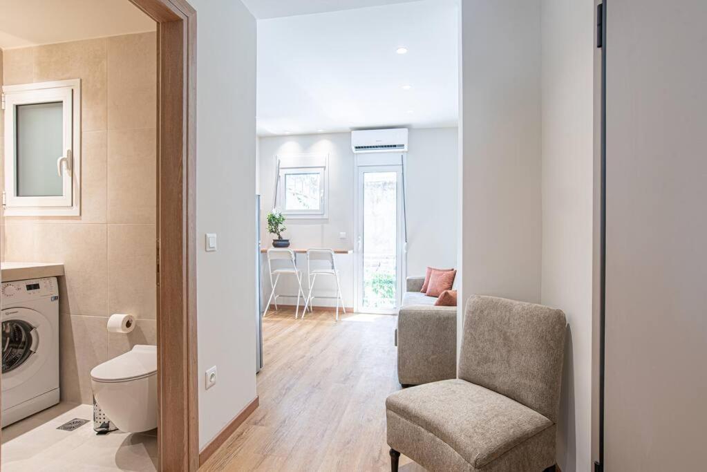 Peaceful Shelter In Athens Apartment Bagian luar foto