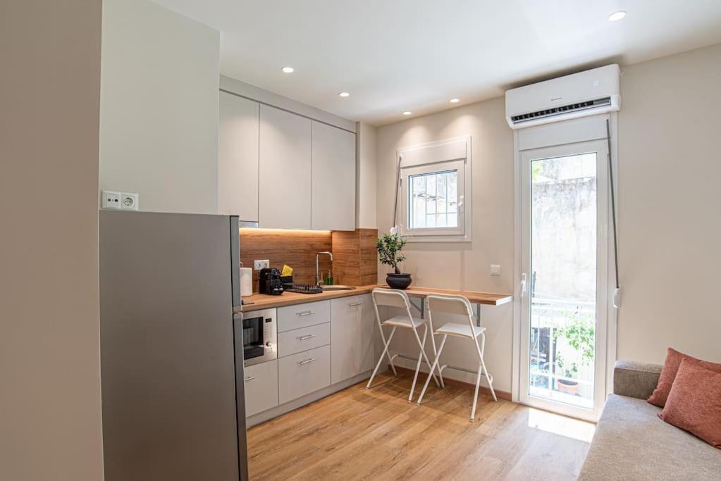 Peaceful Shelter In Athens Apartment Bagian luar foto